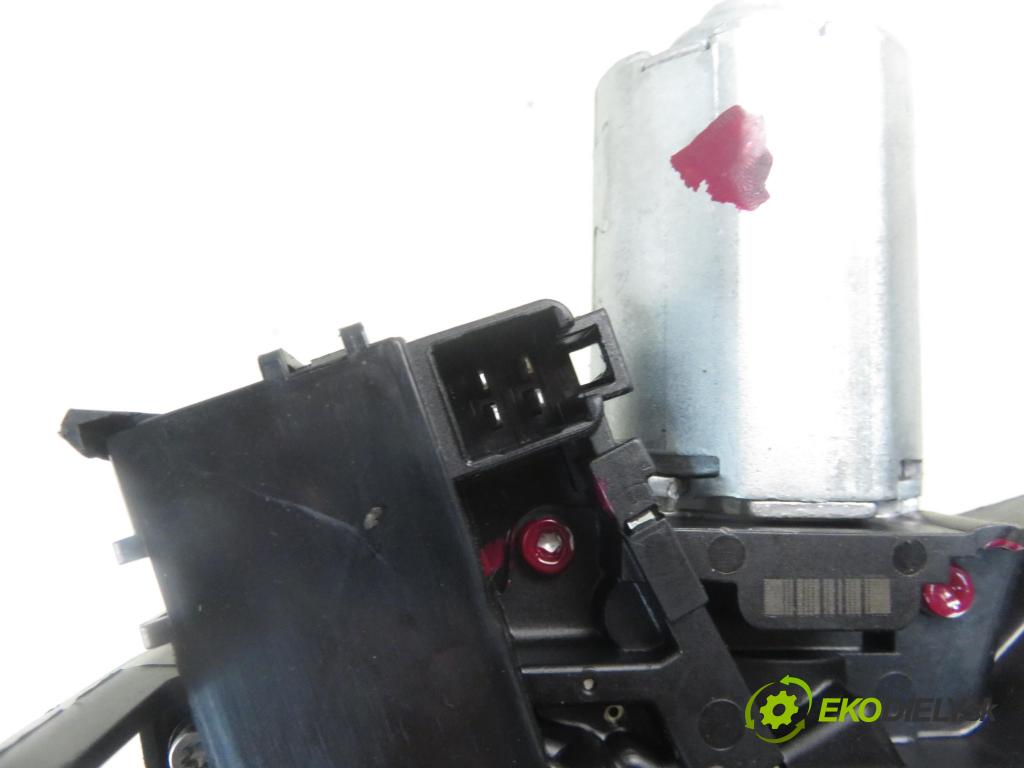 TOYOTA YARIS (_P9_) HB 2008 51,00 1.0 VVT-i (KSP90_) - 1KR-FE 998,00 motorek stěrače ZADNÍ: 851300D020 ; 0390201861