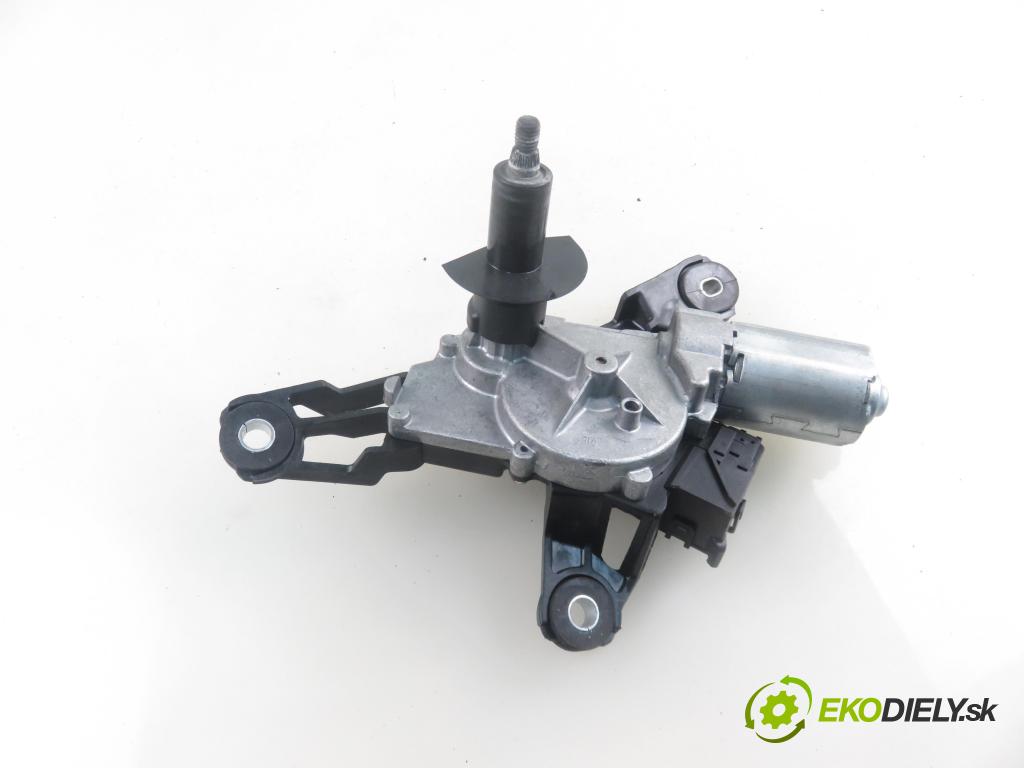 TOYOTA YARIS (_P9_) HB 2008 51,00 1.0 VVT-i (KSP90_) - 1KR-FE 998,00 motorek stěrače ZADNÍ: 851300D020 ; 0390201861