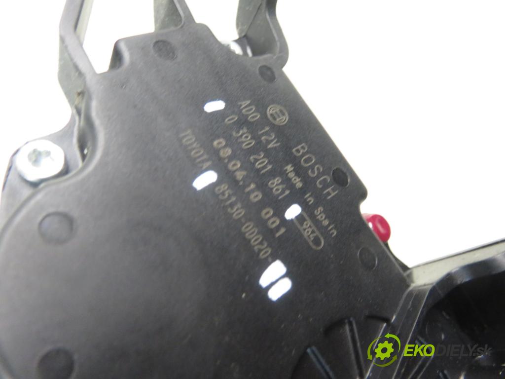 TOYOTA YARIS (_P9_) HB 2008 51,00 1.0 VVT-i (KSP90_) - 1KR-FE 998,00 motorek stěrače ZADNÍ: 851300D020 ; 0390201861