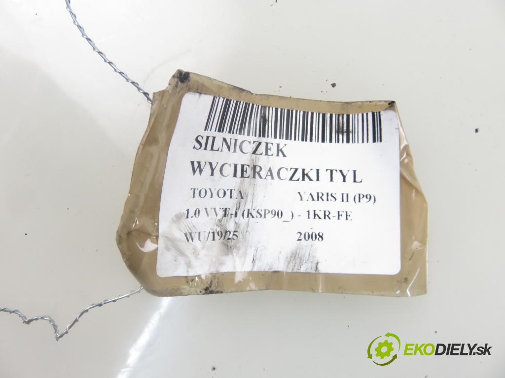 TOYOTA YARIS (_P9_) HB 2008 51,00 1.0 VVT-i (KSP90_) - 1KR-FE 998,00 motorek stěrače ZADNÍ: 851300D020 ; 0390201861