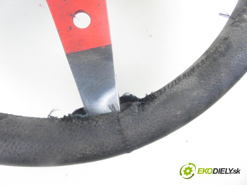 FIAT 126 (126_) FASTBACK 1984 17,00 650 - 126 A1.000 652,00 Volant KBA70006 (Volanty)