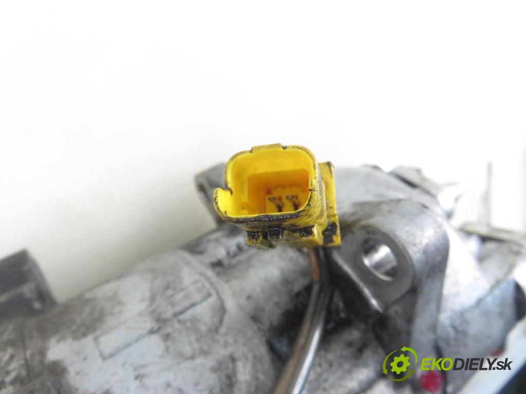 PEUGEOT 307 (3A/C) HB 2003 66,00 2.0 HDi 90 - RHY (DW10TD) 1997,00 KOMPRESOR: klimatizácie  (Kompresory klimatizácie)