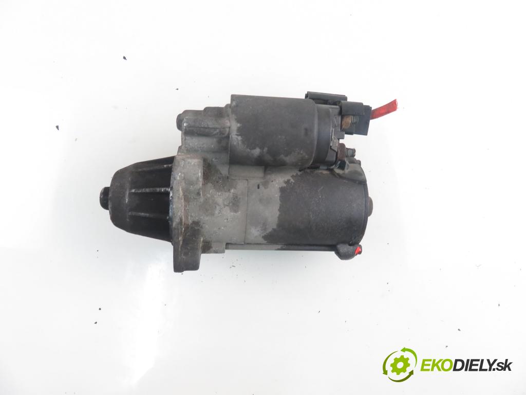 FORD FOCUS Turnier (DNW) KOMBI 2001 74,00 1.6 16V - FYDB 1596,00 Štartér 98AB11000CD (Štartér)