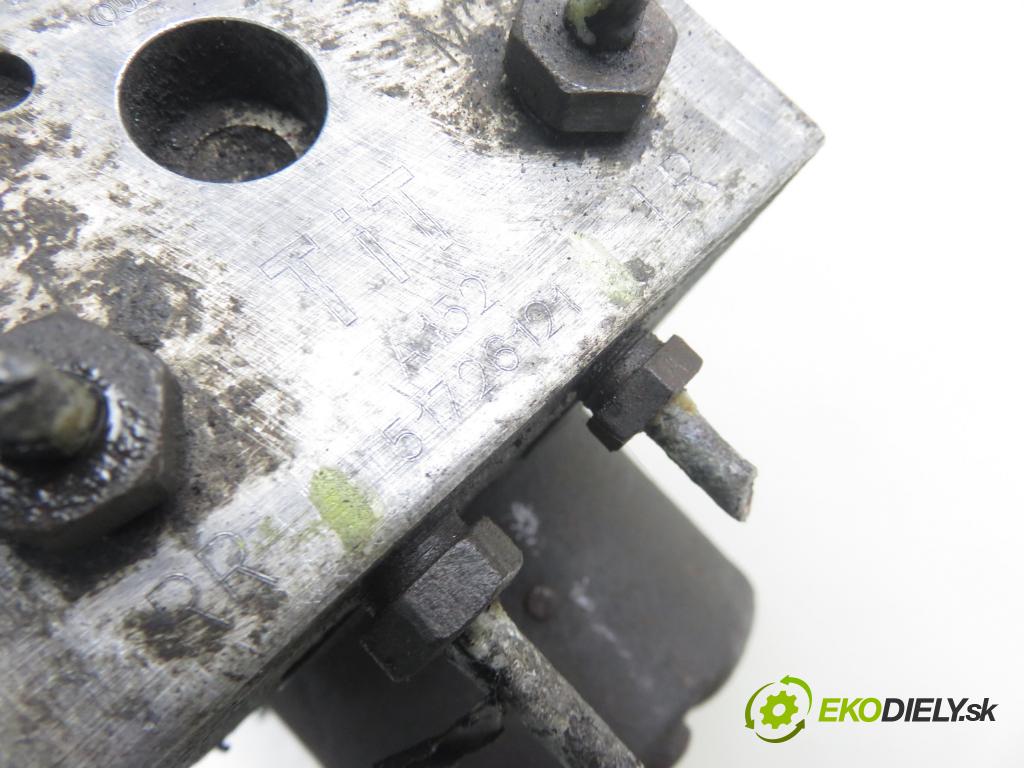 FIAT DUCATO Autobus (244_) BUS 2004 107,00 2.8 JTD 145 - 8140.43N 2798,00 Pumpa ABS 0273004957 ; 51726121 ; 0265220 (Pumpy ABS)