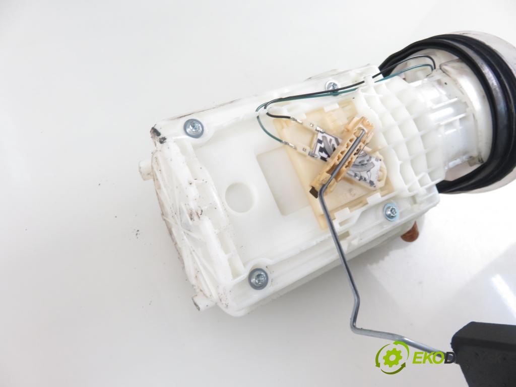 AUDI A3 (8L1) HB 1997 110,00 1.8 T - AGU 1781,00 pumpa paliva 228233001003
