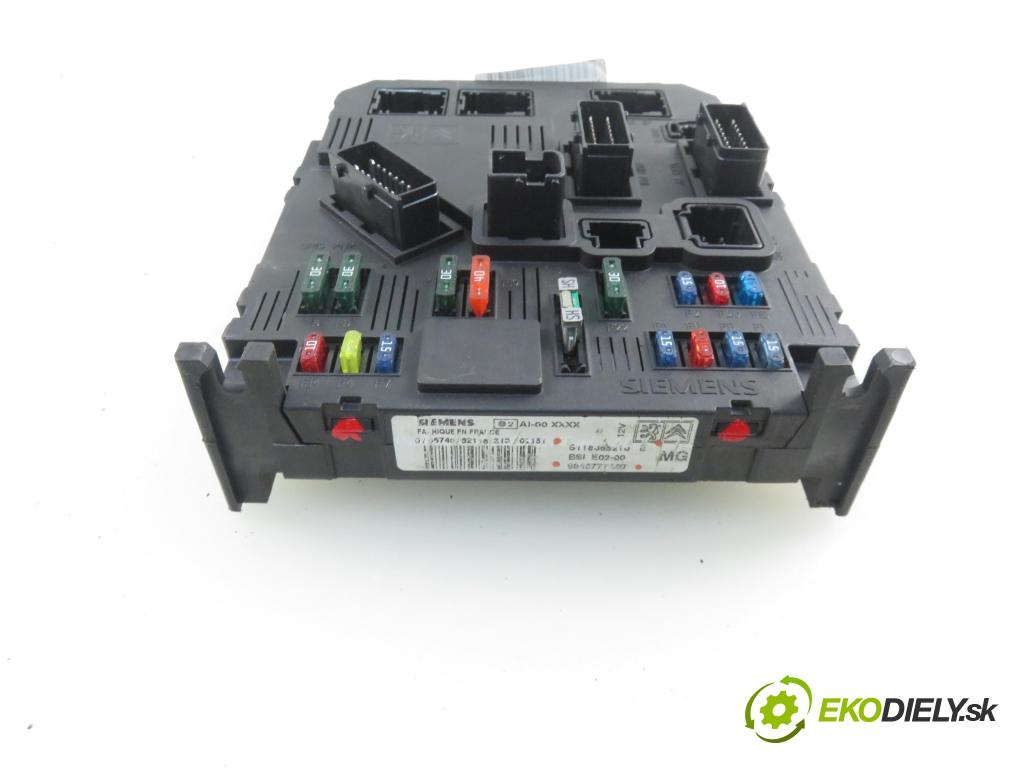 PEUGEOT 206 liftback (2A/C) HB 2002 55,00 1.4 75 - KFW 1360,00 MODUL BSI S118085210E ; 9646777380