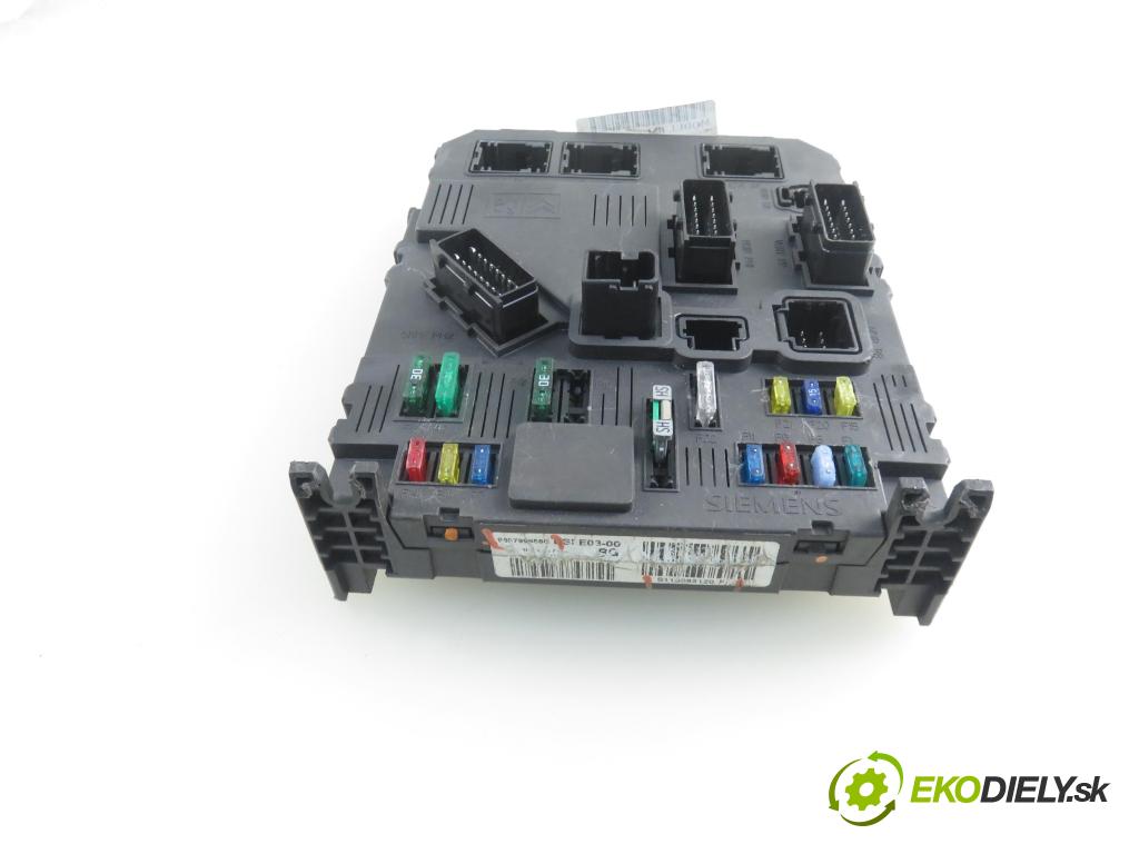 PEUGEOT 206 liftback (2A/C) HB 2007 55,00 1.4 75 - KFW 1360,00 MODUL BSI 9657999880 ; S118085120F
