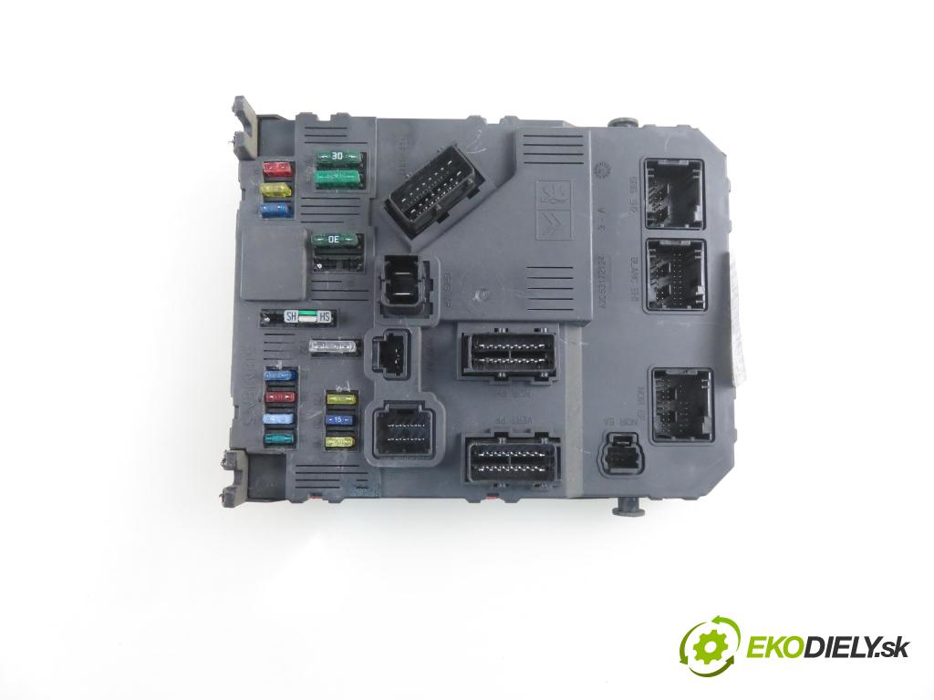 PEUGEOT 206 liftback (2A/C) HB 2007 55,00 1.4 75 - KFW 1360,00 MODUL BSI 9657999880 ; S118085120F