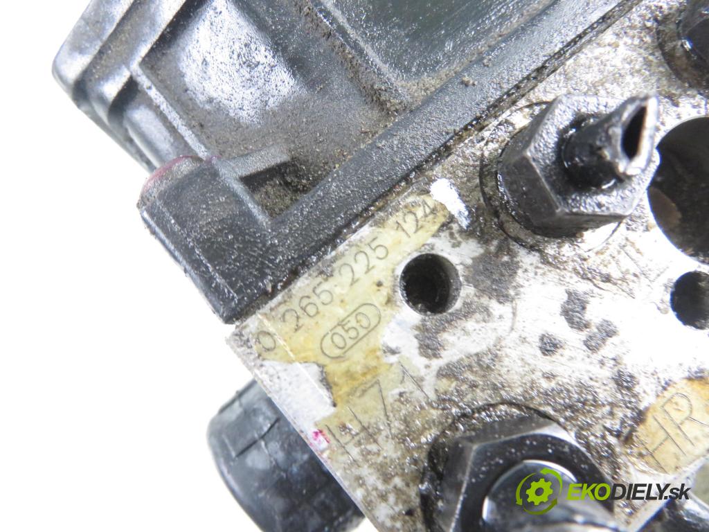 VW PASSAT B5.5 Variant (3B6) KOMBI 2002 96,00 1.9 TDI PD 130 - AVF 1896,00 Pumpa ABS 4B0614517G ; 0265950055 ; 0265225124 (Pumpy ABS)