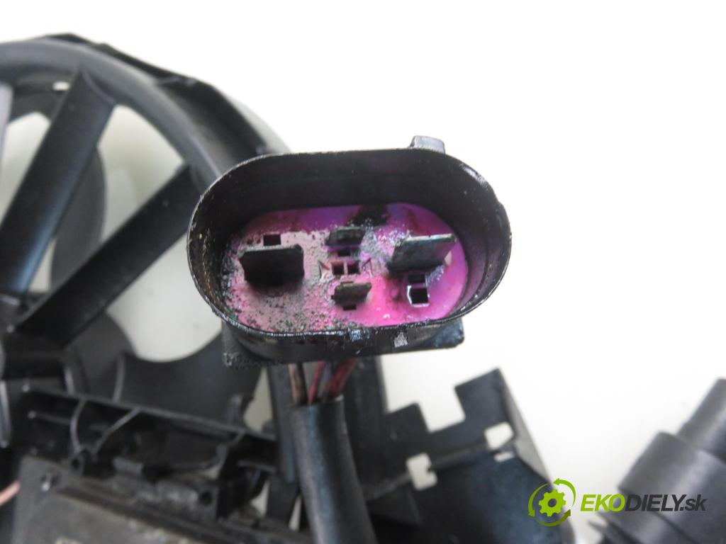 AUDI A6 (4F2, C6) SEDAN 2004 165,00 3.0 TDI quattro - BMK 2967,00 Ventilátor chladič klíma/voda 4F0121003G ; 0130303964 ; 0130303307