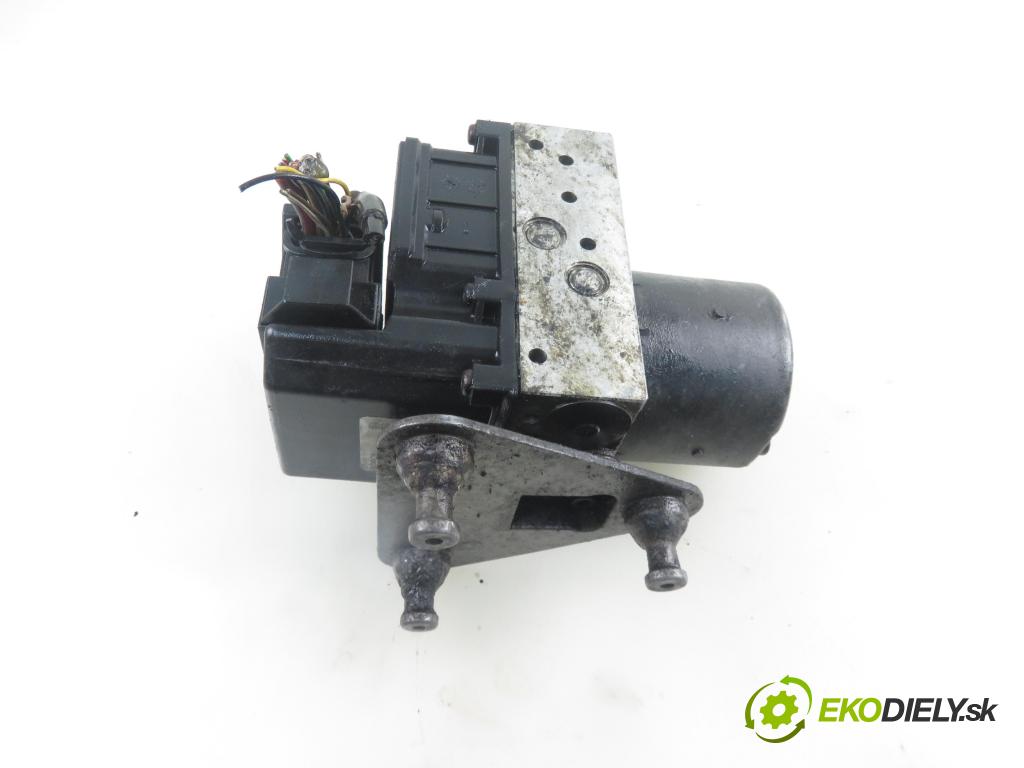 MERCEDES-BENZ SPRINTER 2-t Skrzynia(901, 902) FURGON 2001 0,00 213 CDI - OM 611.981 2148,00 Pumpa ABS 0265900026 ; 0004463289 (Pumpy ABS)