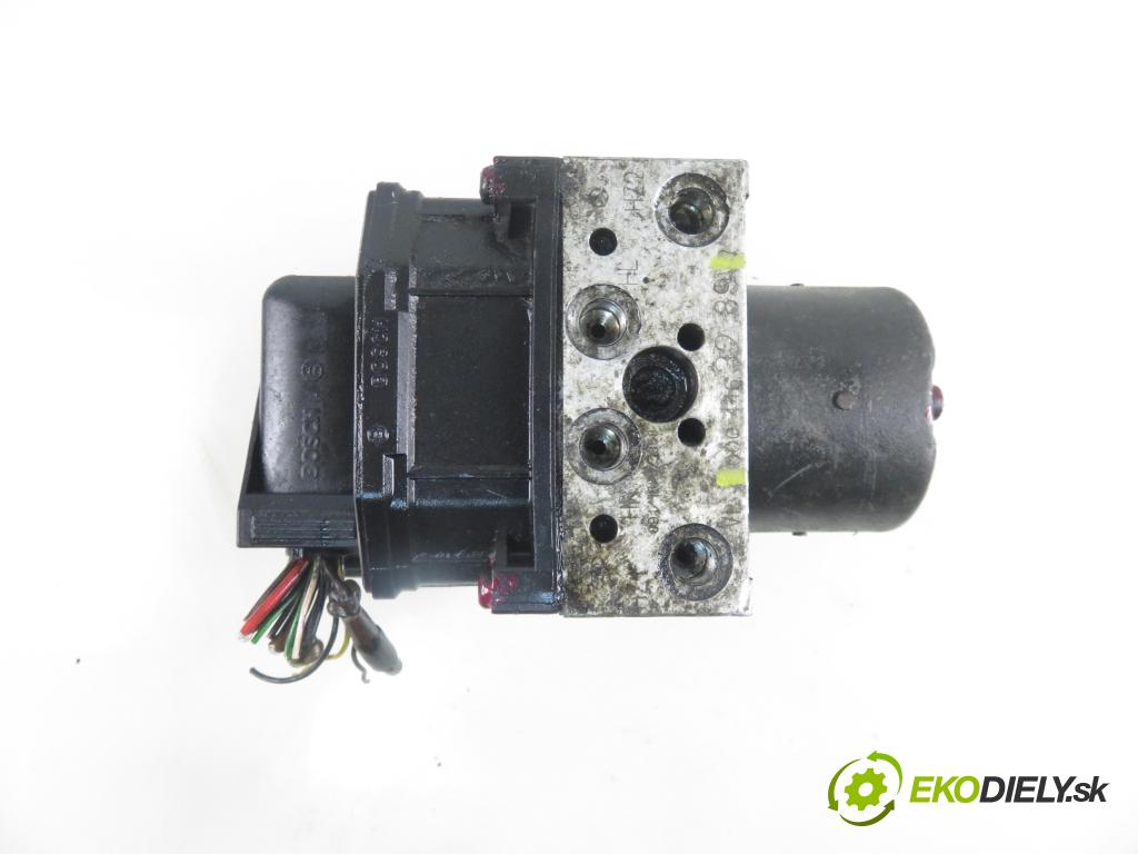 MERCEDES-BENZ SPRINTER 2-t Skrzynia(901, 902) FURGON 2001 0,00 213 CDI - OM 611.981 2148,00 Pumpa ABS 0265900026 ; 0004463289 (Pumpy ABS)