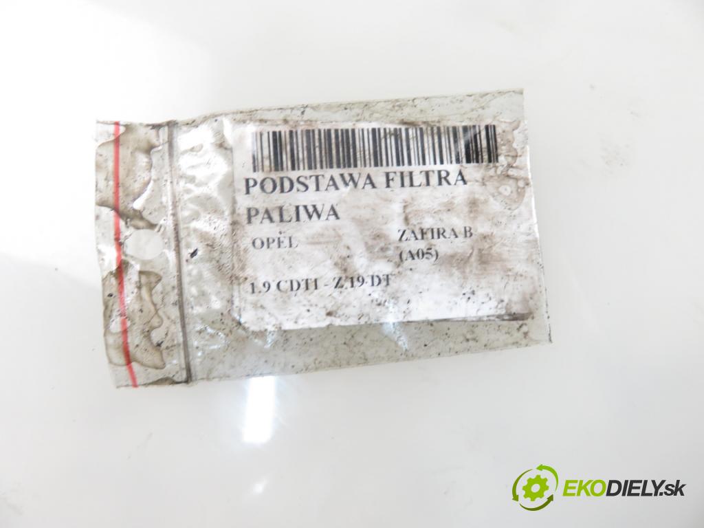OPEL ZAFIRA B (A05) MINIVAN 2006 88,00 1.9 CDTI 8V 120 - Z 19 DT 1910,00 Obal filtra paliva 13204107