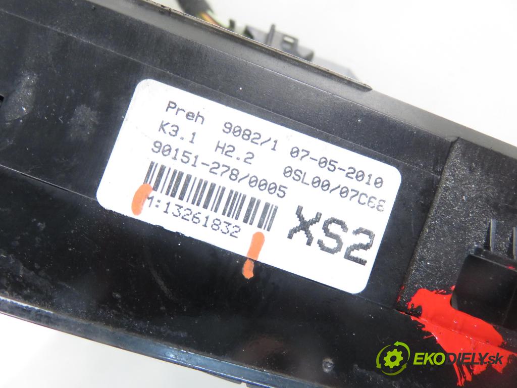 OPEL CORSA D (S07) HB 2010 70,00 1.3 CDTI - A 13 DTE 1248,00 Panel kúrenia KLIMATIZACE: 13261832