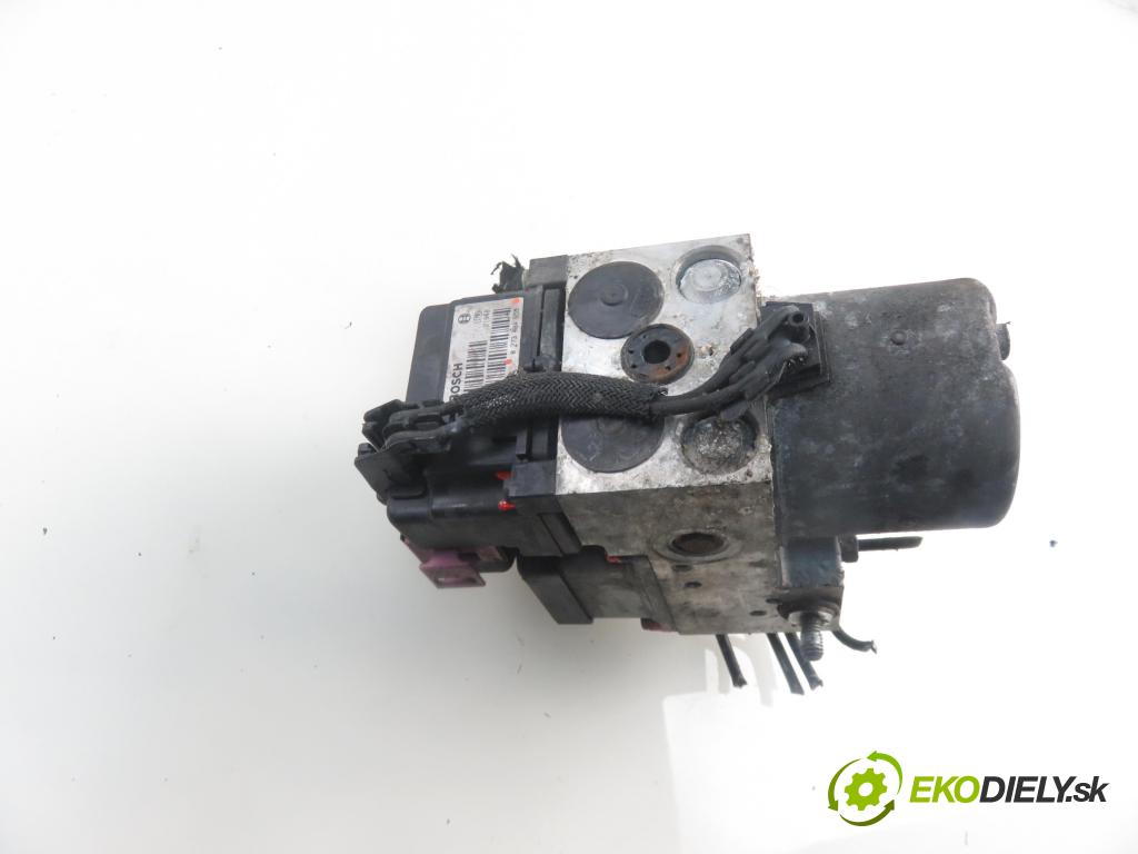 OPEL MERIVA A nadwozie wielkoprzestrzenne (MPV) (X03) HB 2004 74,00 1.7 CDTI 101 - Z 17 DT 1686,00 Pumpa ABS 0273004655 ; 0265220658 (Pumpy ABS)