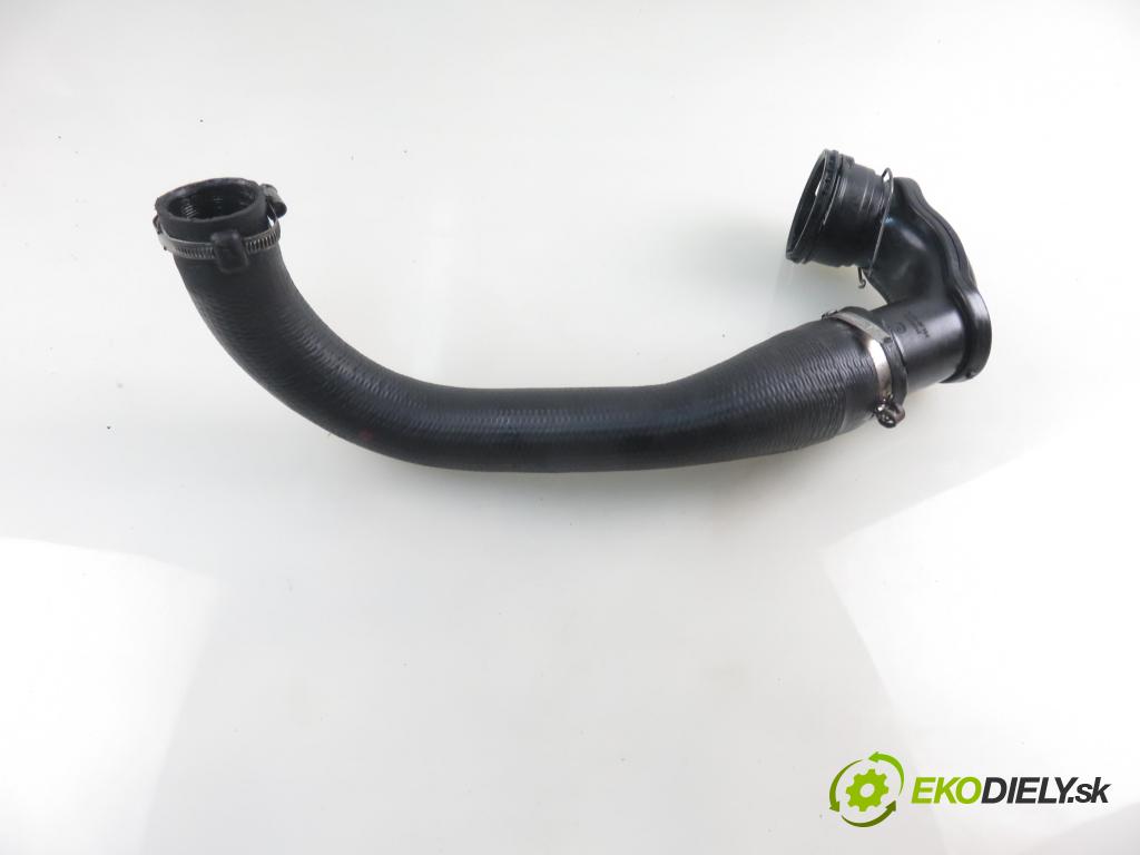 OPEL ASTRA J Sports Tourer (P10) KOMBI 2011 103,00 1.4 Turbo - A 14 NET 1364,00 Rúra intercoolera turba 13265269