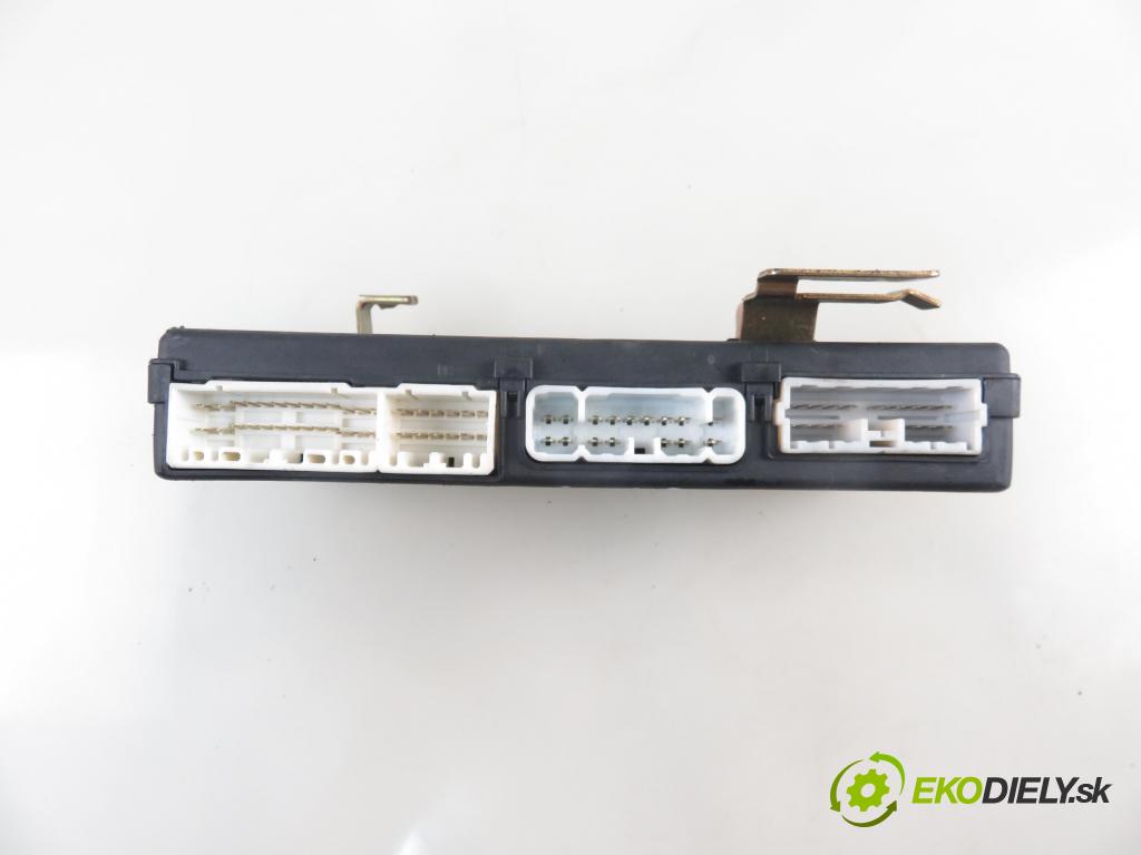 VOLVO V40 Kombi (645) KOMBI 2000 85,00 1.9 DI 116 - D 4192 T3 1870,00 MODUL BSI 30896697