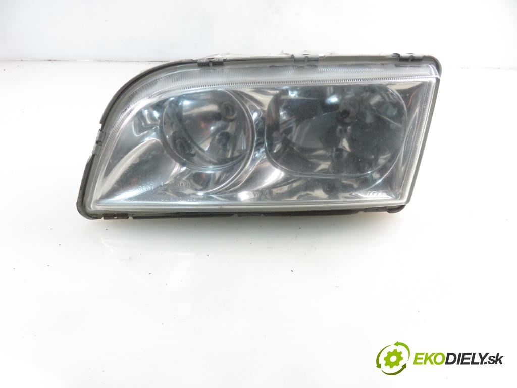 VOLVO V40 Kombi (645) KOMBI 2000 85,00 1.9 DI 116 - D 4192 T3 1870,00 světlo LP 14908900