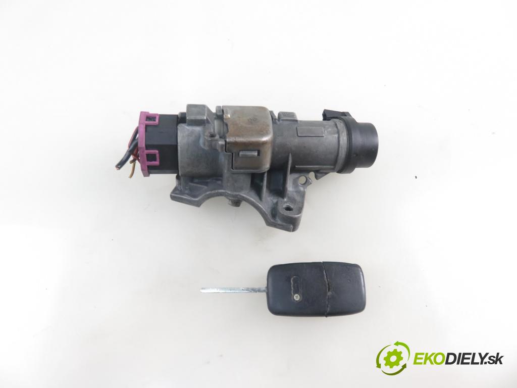 AUDI A4 Avant (8E5, B6) KOMBI 2002 96,00 1.9 TDI quattro - AVF 1896,00 spinačka 4B0905851G (Spínacia skrinka)