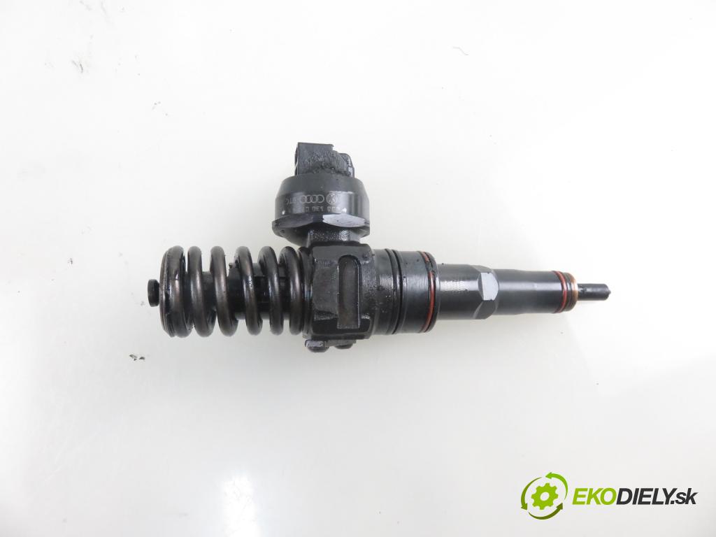 VW PASSAT B5.5 Variant (3B6) KOMBI 2002 96,00 1.9 TDI PD 130 - AVF 1896,00 Vstrekovač 038130073AR ; 0414720214 (Vstrekovače)