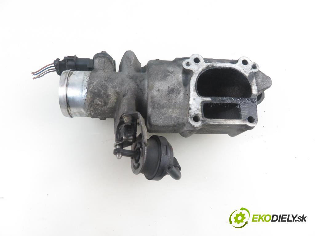 OPEL VECTRA C (Z02) LIFTBACK 2003 92,00 2.2 DTI 16V 125 - Y 22 DTR 2172,00 Škrtiaca klapka 55350621 ; 08226804 (Škrtiace klapky)