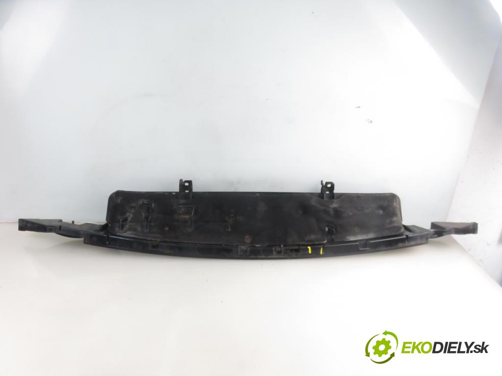 PEUGEOT 5008 II SUV 2018 96,00 1.2 THP PureTech 131 - HNY 1199,00 Torpédo, plast pod čelné okno 9810110480 (Torpéda)