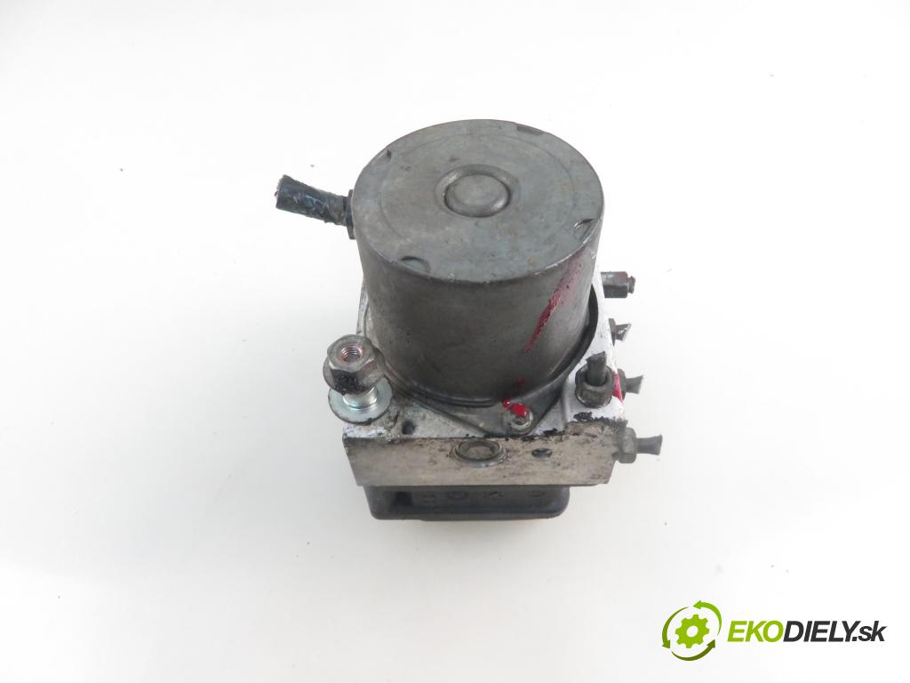 TOYOTA AURIS (_E15_) HB 2007 66,00 1.4 D-4D 90 - 1ND-TV 1364,00 Pumpa ABS 0265800527 ; 4451012530 ; 0265231862 (Pumpy ABS)