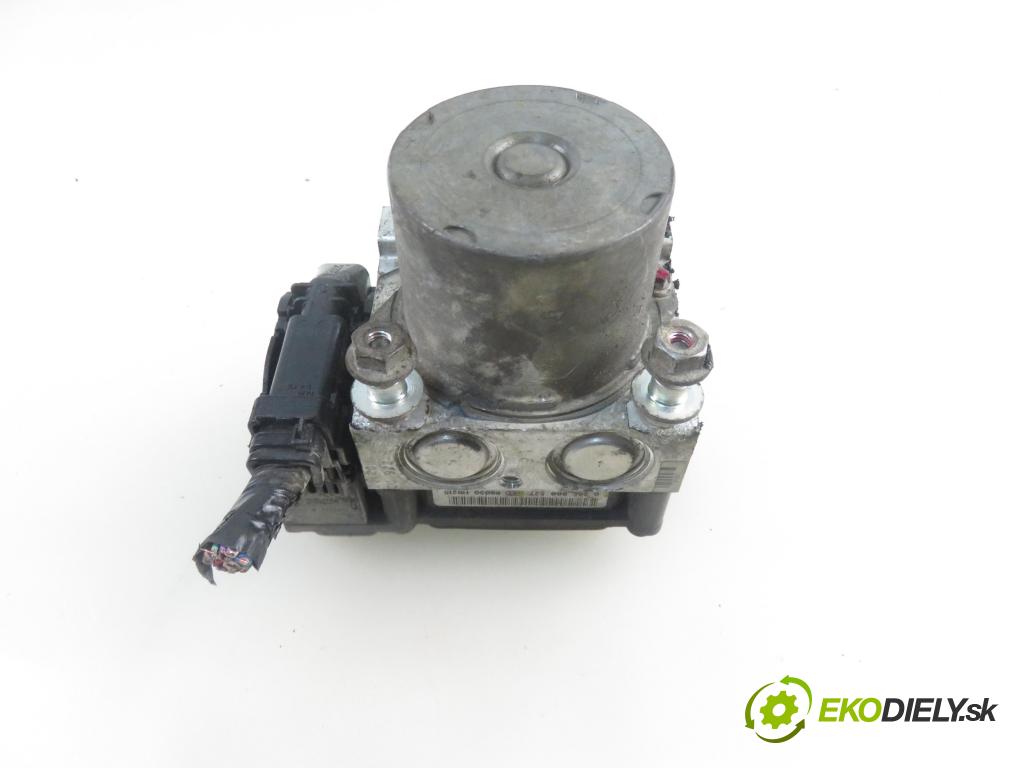 TOYOTA AURIS (_E15_) HB 2007 66,00 1.4 D-4D 90 - 1ND-TV 1364,00 Pumpa ABS 0265800527 ; 4451012530 ; 0265231862 (Pumpy ABS)
