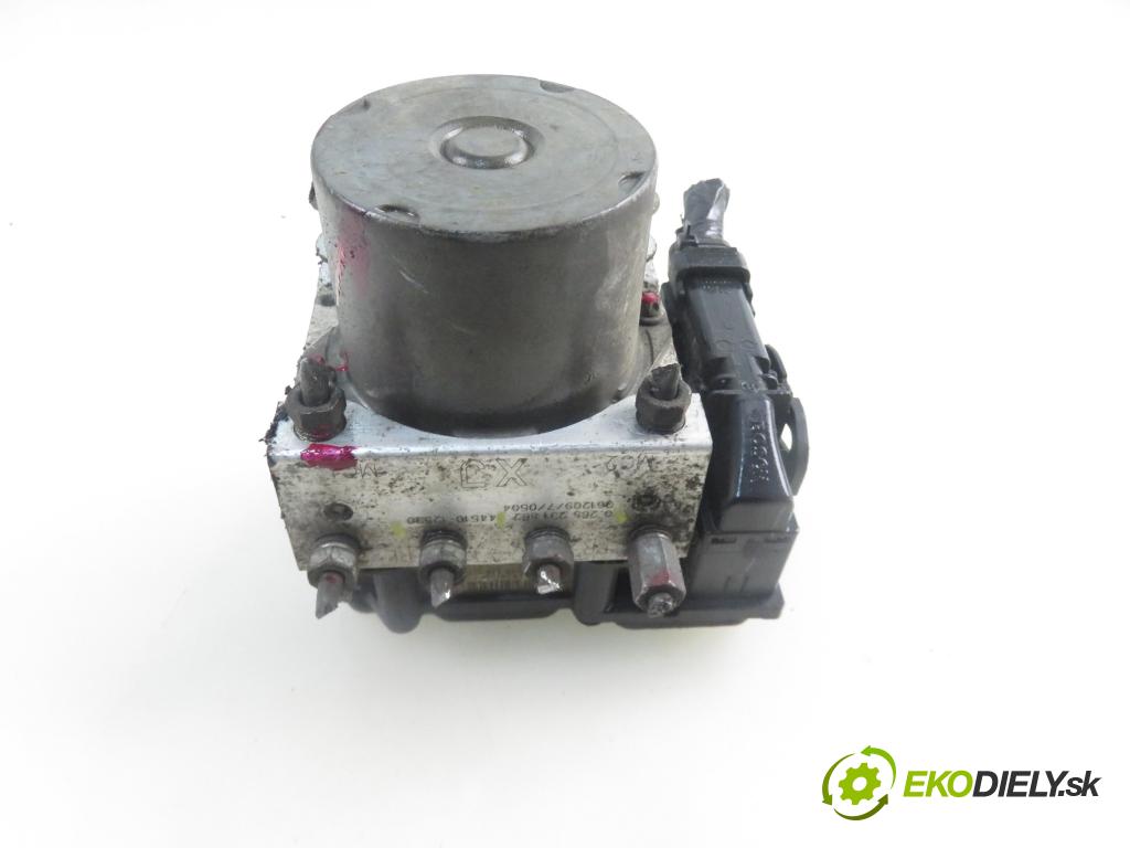 TOYOTA AURIS (_E15_) HB 2007 66,00 1.4 D-4D 90 - 1ND-TV 1364,00 Pumpa ABS 0265800527 ; 4451012530 ; 0265231862 (Pumpy ABS)