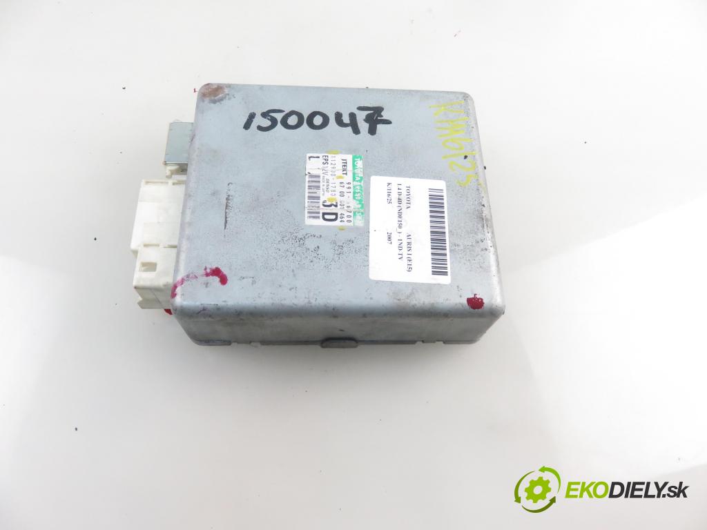 TOYOTA AURIS (_E15_) HB 2007 66,00 1.4 D-4D 90 - 1ND-TV 1364,00 Riadiaca jednotka servočerpadlo 1129001780 ; 6700001464 (Riadiace jednotky)