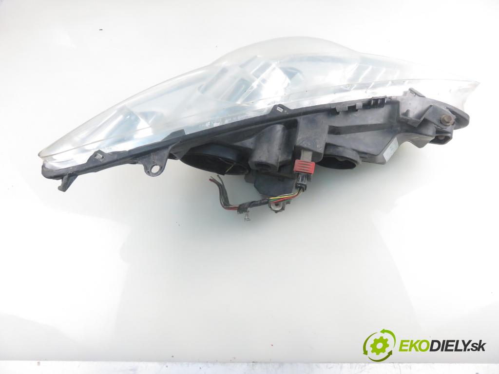PEUGEOT 307 (3A/C) HB 2005 0,00 1.6 HDi - 9HX (DV6ATED4) 1560,00 světlo LP