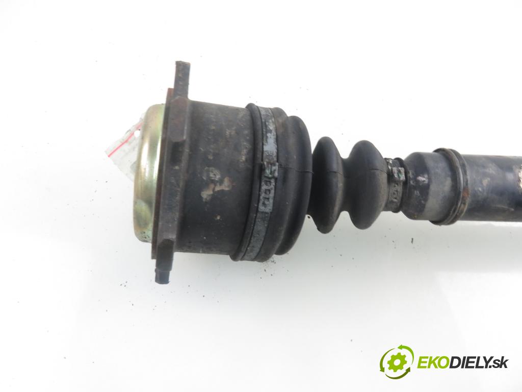 VW PASSAT B5 (3B2) SEDAN 1998 81,00 1.9 TDI 110 - AFN 1896,00 Poloos PP 