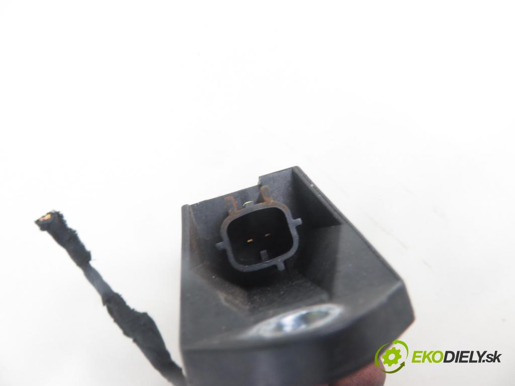 VW PASSAT B5.5 Variant (3B6) KOMBI 2002 96,00 1.9 TDI PD 130 - AVF 1896,00 Snímač nárazu 5WK42895 ; 6Q0909606 (Snímače nárazu)