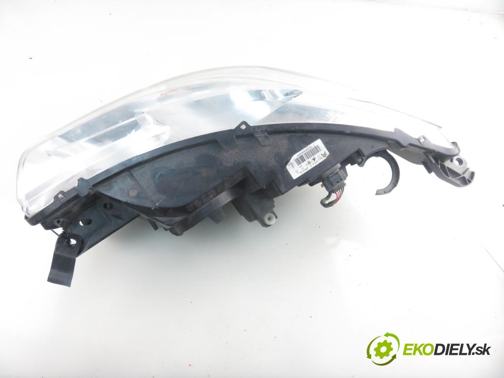 CITROEN C4 II (B7) HB 2012 68,00 1.6 HDi 8V - 9HP (DV6DTED) 1560,00 světlo PP 9687304480