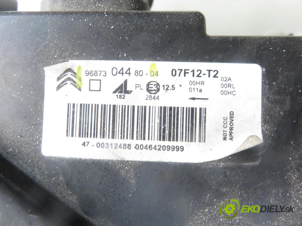 CITROEN C4 II (B7) HB 2012 68,00 1.6 HDi 8V - 9HP (DV6DTED) 1560,00 světlo PP 9687304480