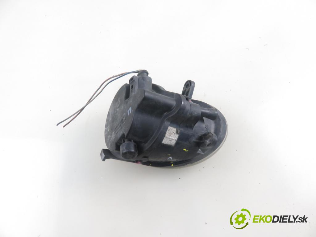 AUDI A6 (4F2, C6) SEDAN 2004 165,00 3.0 TDI quattro - BMK 2967,00 hmlové svetlo, hmlovka P 4F0941700 ; 4F0941702 ; 3C3X15N225A