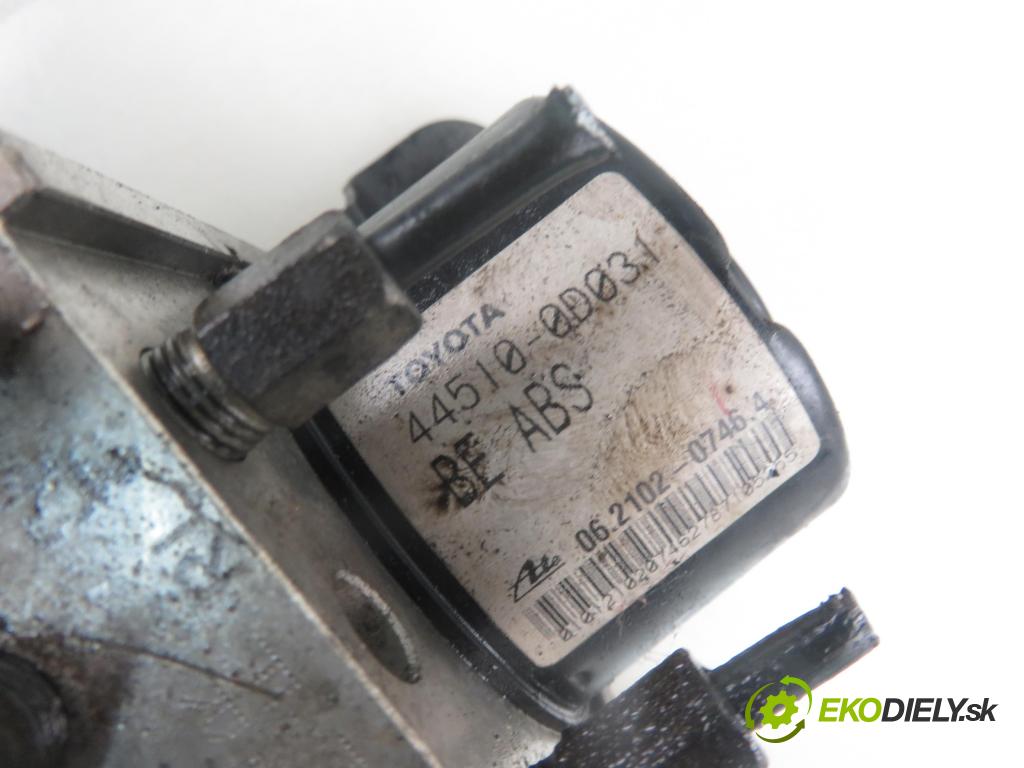 TOYOTA YARIS (_P9_) HB 2007 51,00 1.0 VVT-i (KSP90_) - 1KR-FE 998,00 Pumpa ABS 895410D040 ; 06210907463 (Pumpy ABS)