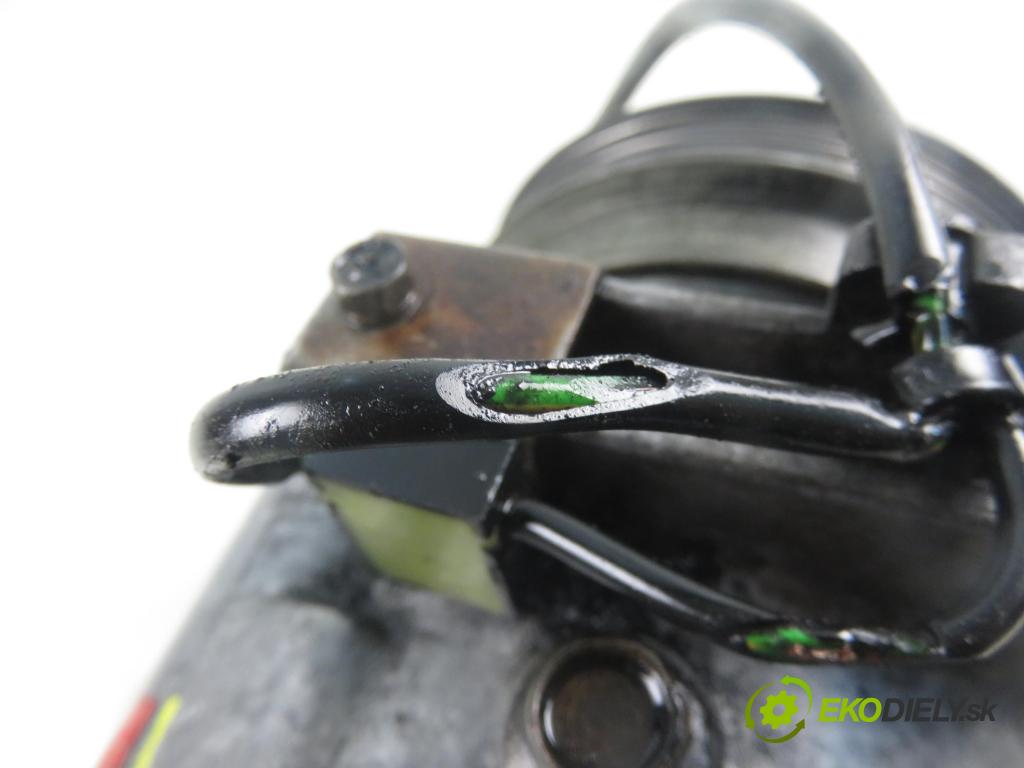 VW PASSAT B5 (3B2) SEDAN 1998 81,00 1.9 TDI 110 - AFN 1896,00 KOMPRESOR: klimatizácie 8D0260805D ; 5060310780 ; 5062310500 (Kompresory klimatizácie)