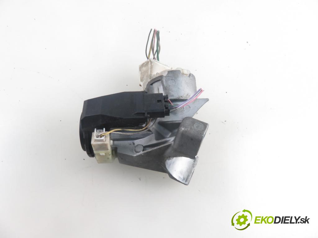 TOYOTA YARIS (_P9_) HB 2007 51,00 1.0 VVT-i (KSP90_) - 1KR-FE 998,00 spinačka N0502241 (Spínacie skrinky a kľúče)