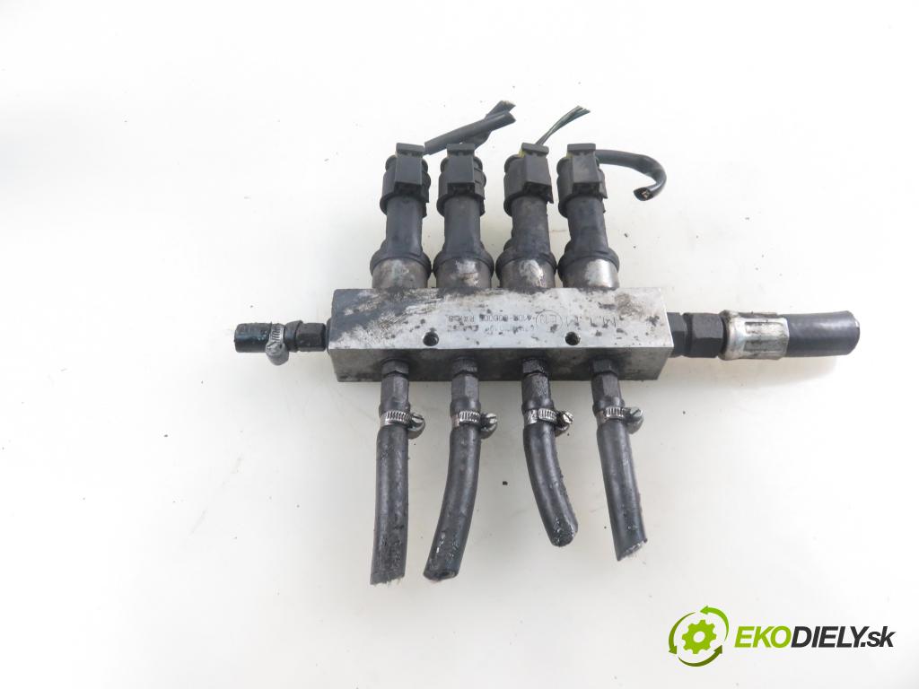 OPEL ASTRA G Kombi (T98) KOMBI 2000 100,00 2.0 16V - X 20 XEV 1998,00 Lišta vstrekovacia LPG 09SQ99020002G ; 67R010185