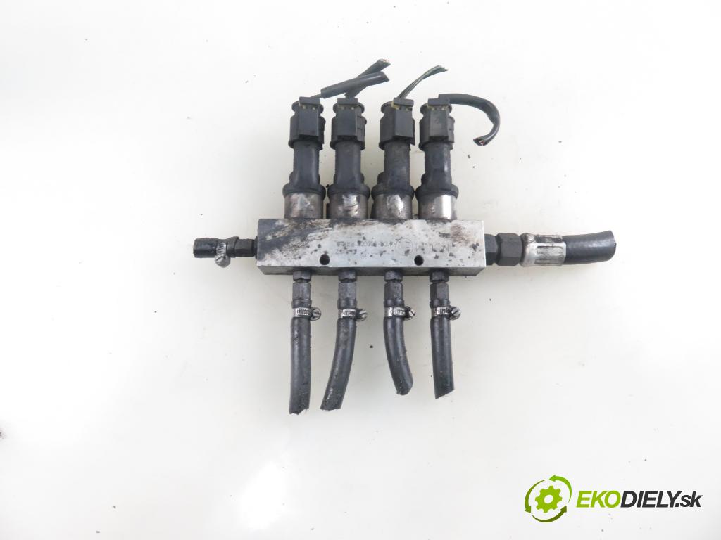 OPEL ASTRA G Kombi (T98) KOMBI 2000 100,00 2.0 16V - X 20 XEV 1998,00 Lišta vstrekovacia LPG 09SQ99020002G ; 67R010185