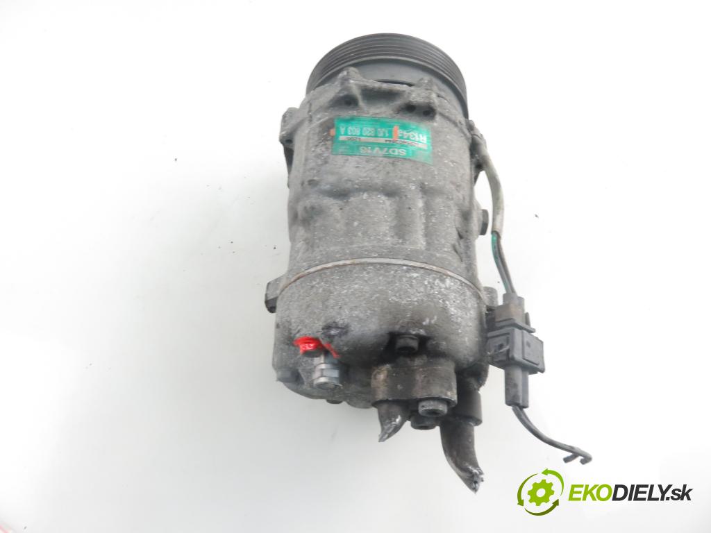 VW GOLF IV (1J1) HB 1998 74,00 1.6 - AKL 1595,00 KOMPRESOR: klimatizácie 1J0820803A (Kompresory klimatizácie)