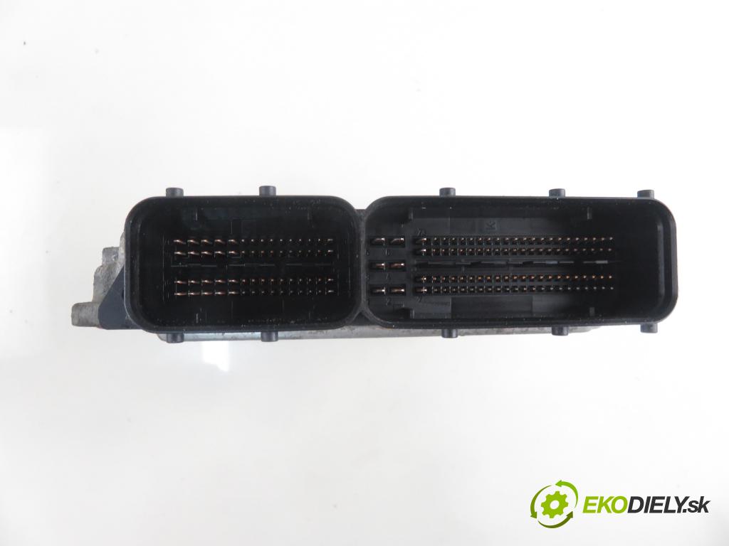 VW GOLF V (1K1) HB 2003 77,00 1.9 TDI - BXE 1896,00 Riadiaca jednotka Motor 03G906016B ; 0281011478