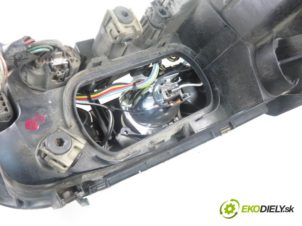MAZDA 6 Station Wagon (GY) KOMBI 2005 100,00 2.0 DI 136 - RF5C 1998,00 světlo LP