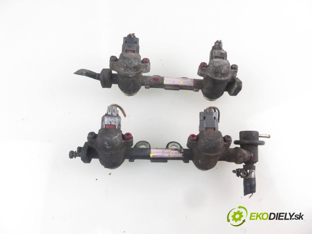 SUBARU IMPREZA Kombi (GF) KOMBI 1996 0,00 2.0 i AWD - EJ20E 1994,00 Lišta vstrekovacia 17523AA180 ; 17522AA231 (Vstrekovacie lišty)