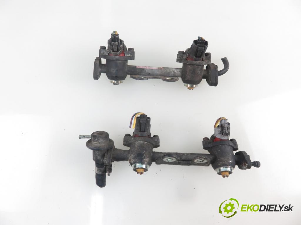 SUBARU IMPREZA Kombi (GF) KOMBI 1996 0,00 2.0 i AWD - EJ20E 1994,00 Lišta vstrekovacia 17523AA180 ; 17522AA231 (Vstrekovacie lišty)