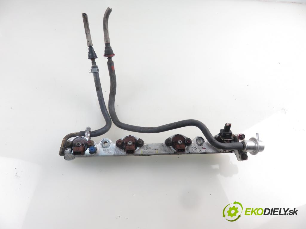 FORD TRANSIT TOURNEO Autobus (FC_ _) BUS 2004 107,00 2.3 - E5FA 2295,00 Lišta vstrekovacia 95XF9D280AB (Vstrekovacie lišty)