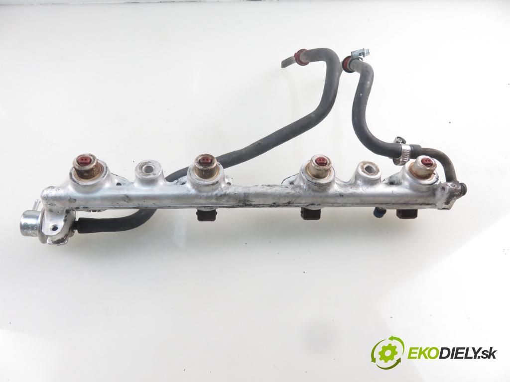 FORD TRANSIT TOURNEO Autobus (FC_ _) BUS 2004 107,00 2.3 - E5FA 2295,00 Lišta vstrekovacia 95XF9D280AB (Vstrekovacie lišty)