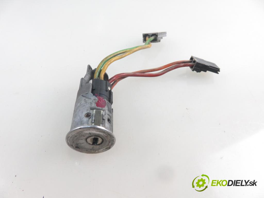 RENAULT MASTER II Autobus (JD) BUS 2000 59,00 2.5 D - S8U 770 2499,00 spinačka  (Spínacie skrinky a kľúče)