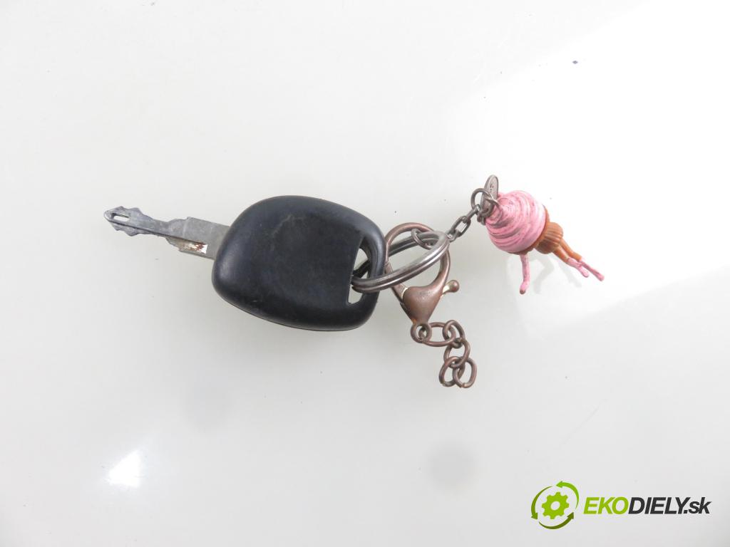 RENAULT MASTER II Autobus (JD) BUS 2000 59,00 2.5 D - S8U 770 2499,00 spinačka  (Spínacie skrinky a kľúče)